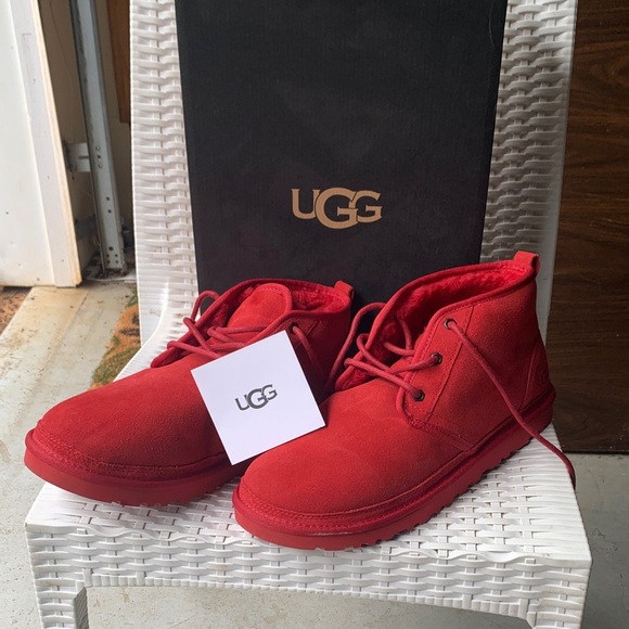 UGG M Neumel red ankle boots - Picture 1 of 13